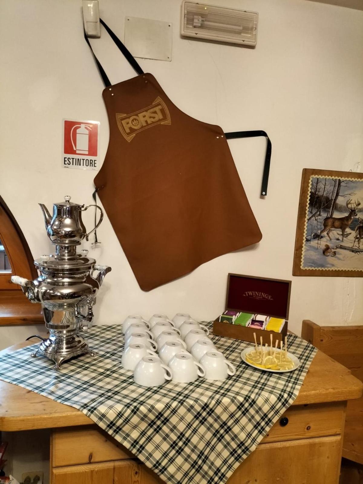 Hotel Dal Bracconiere Folgarida Esterno foto