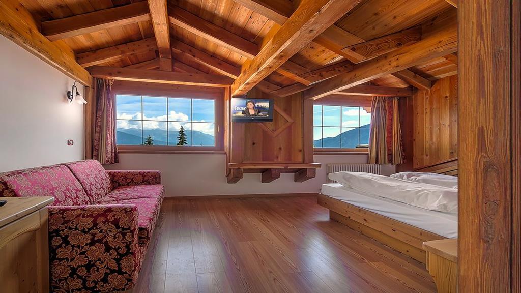 Hotel Dal Bracconiere Folgarida Esterno foto