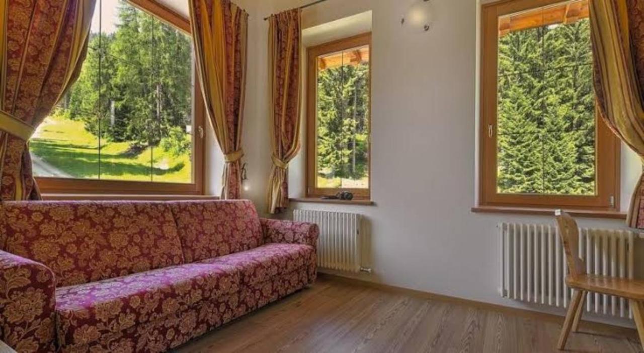 Hotel Dal Bracconiere Folgarida Esterno foto