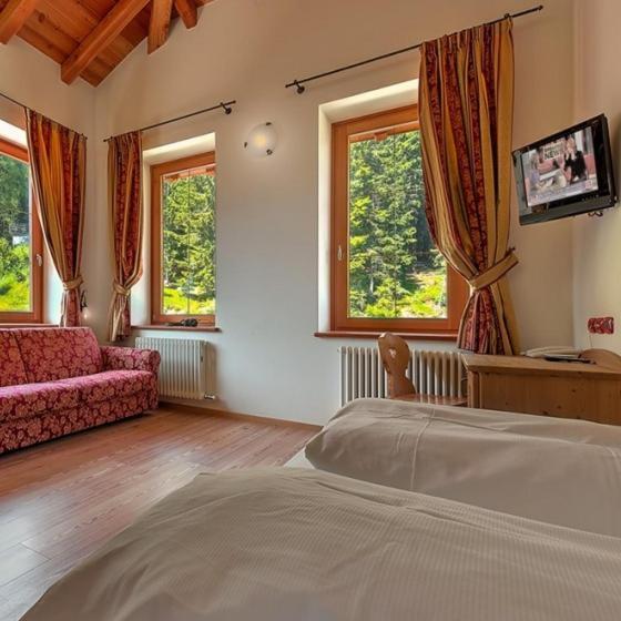 Hotel Dal Bracconiere Folgarida Esterno foto